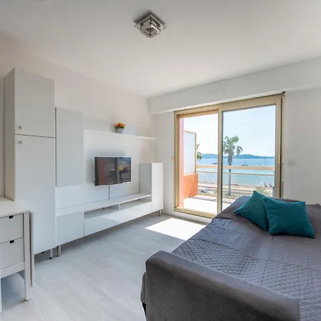 Apartman La Croix Du Sud-29 By Interhome *